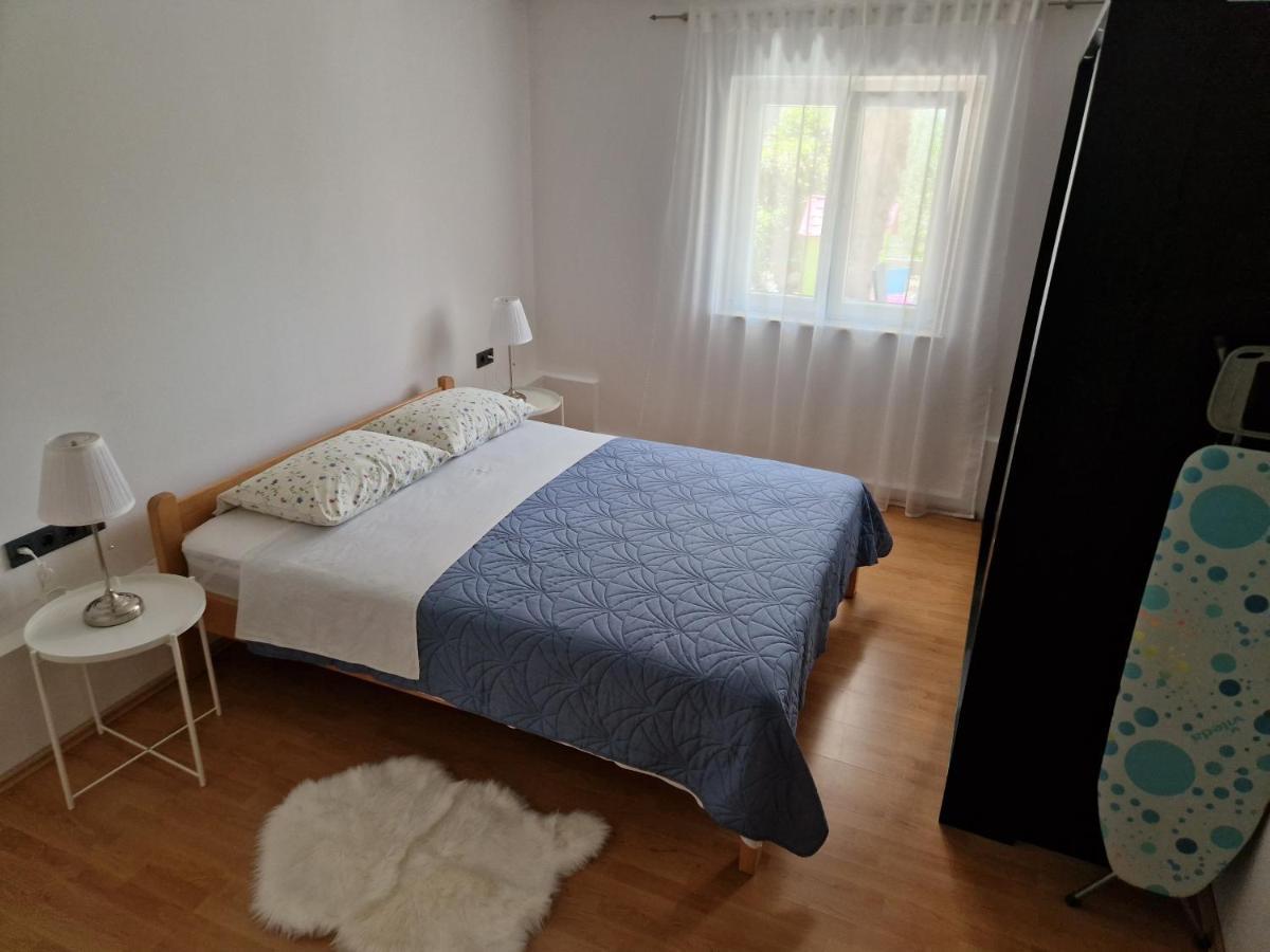 Apartman Jurjevic Krk Town Esterno foto